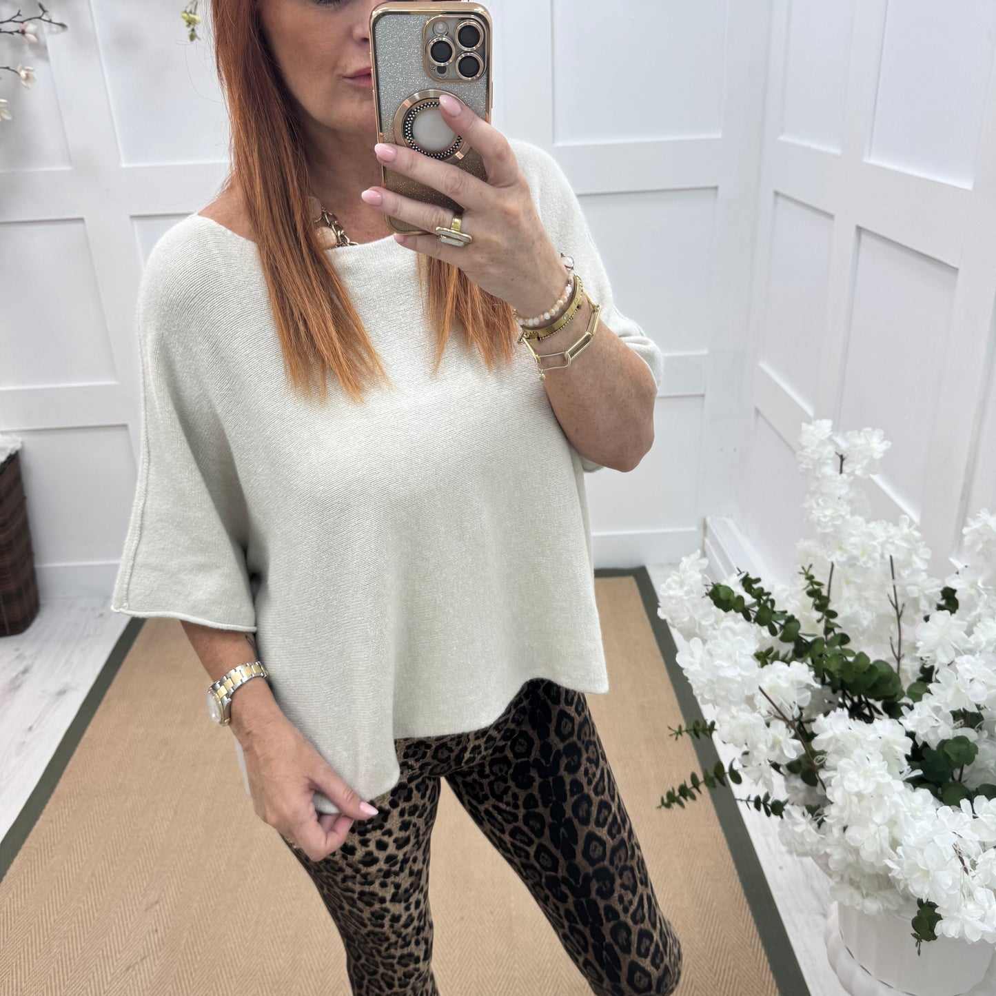 Carys: Cream short knitted top. One size: 12-18