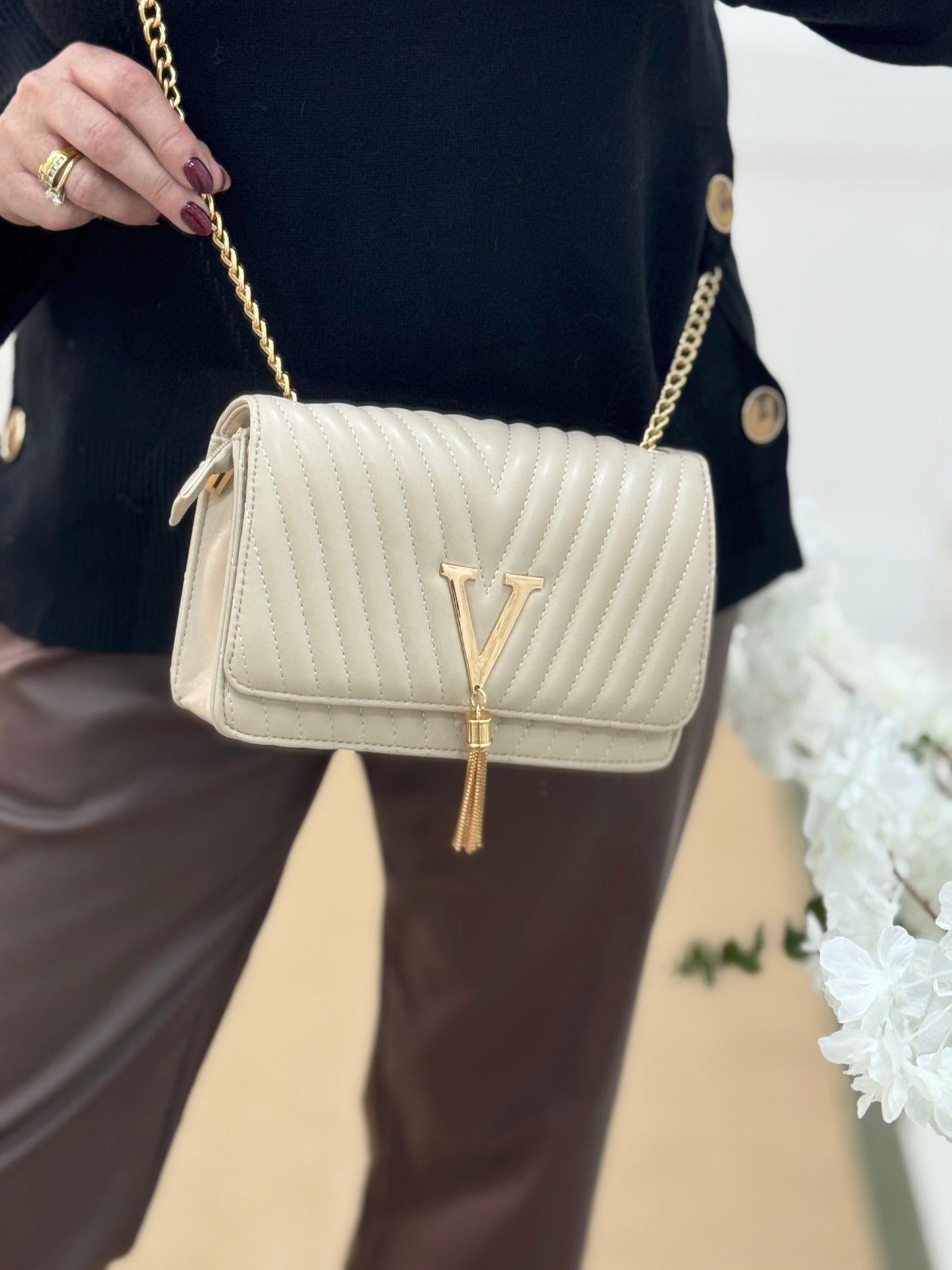 Clare: Beige quilted gold V evening bag