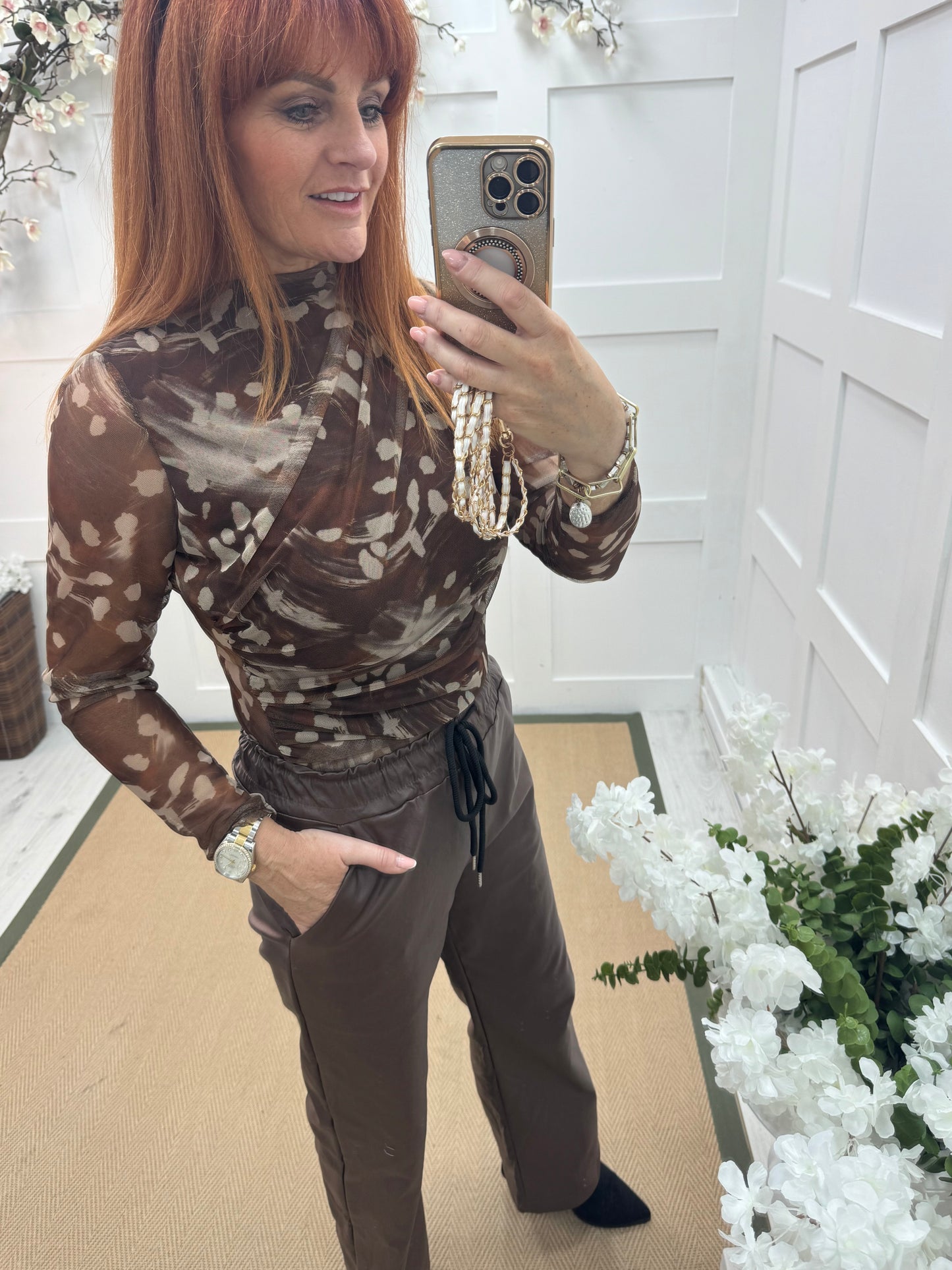 Maya: Brown pattern ruched mesh top. One Sz: 12-18