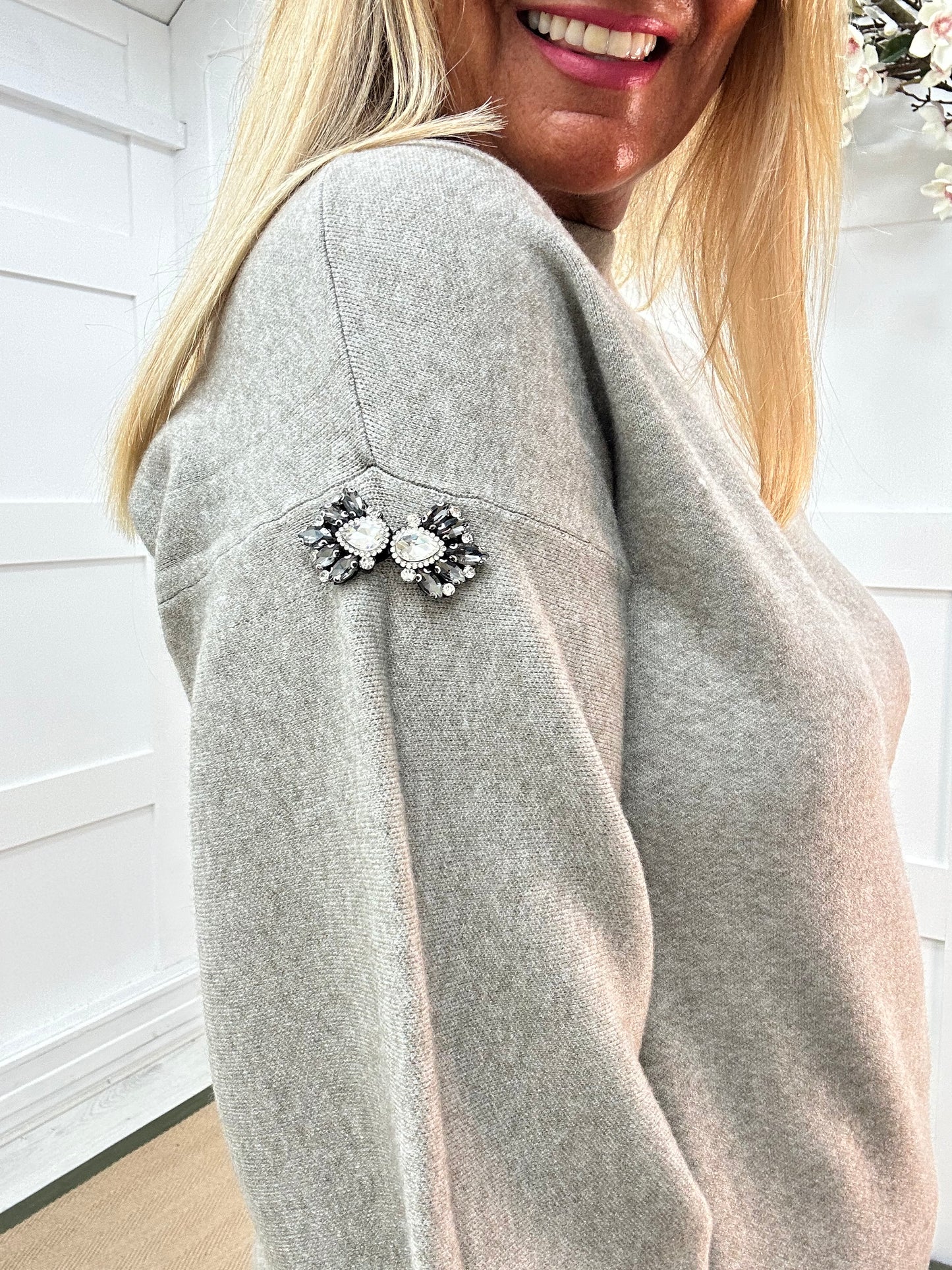 Nikita: Oatmeal cashmere rhinestone top. One Sz: 12-18