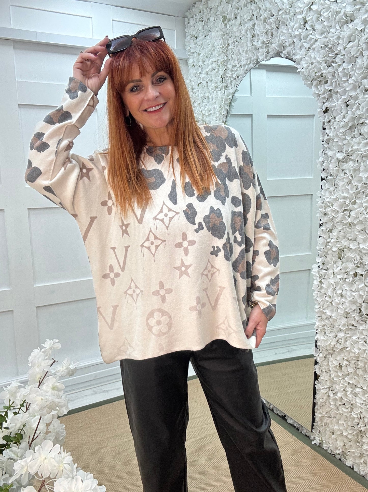 Alice: Grey & white leopard print top. One size: 12-20