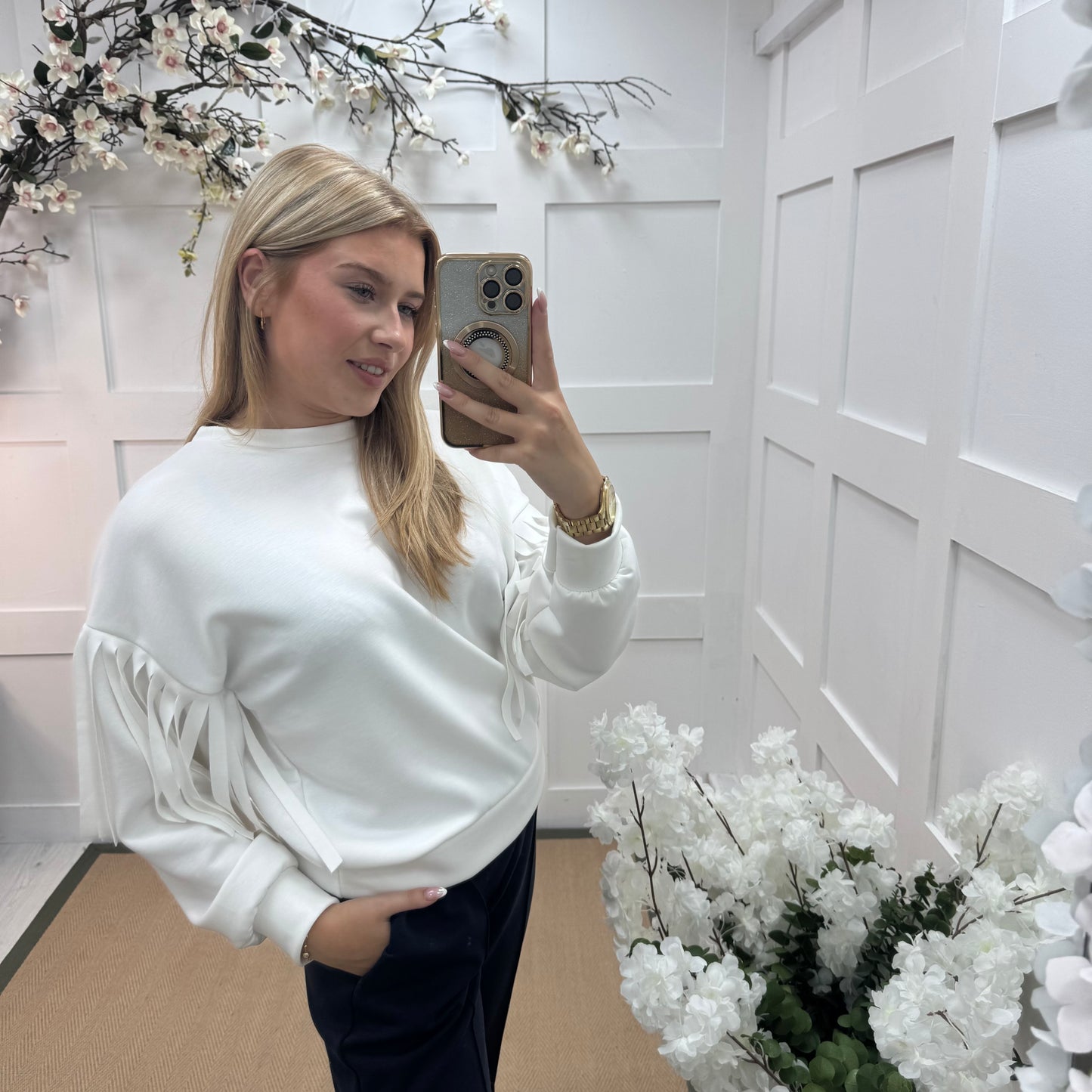 Athens: White short tassel sweatshirt. One size: 10-16