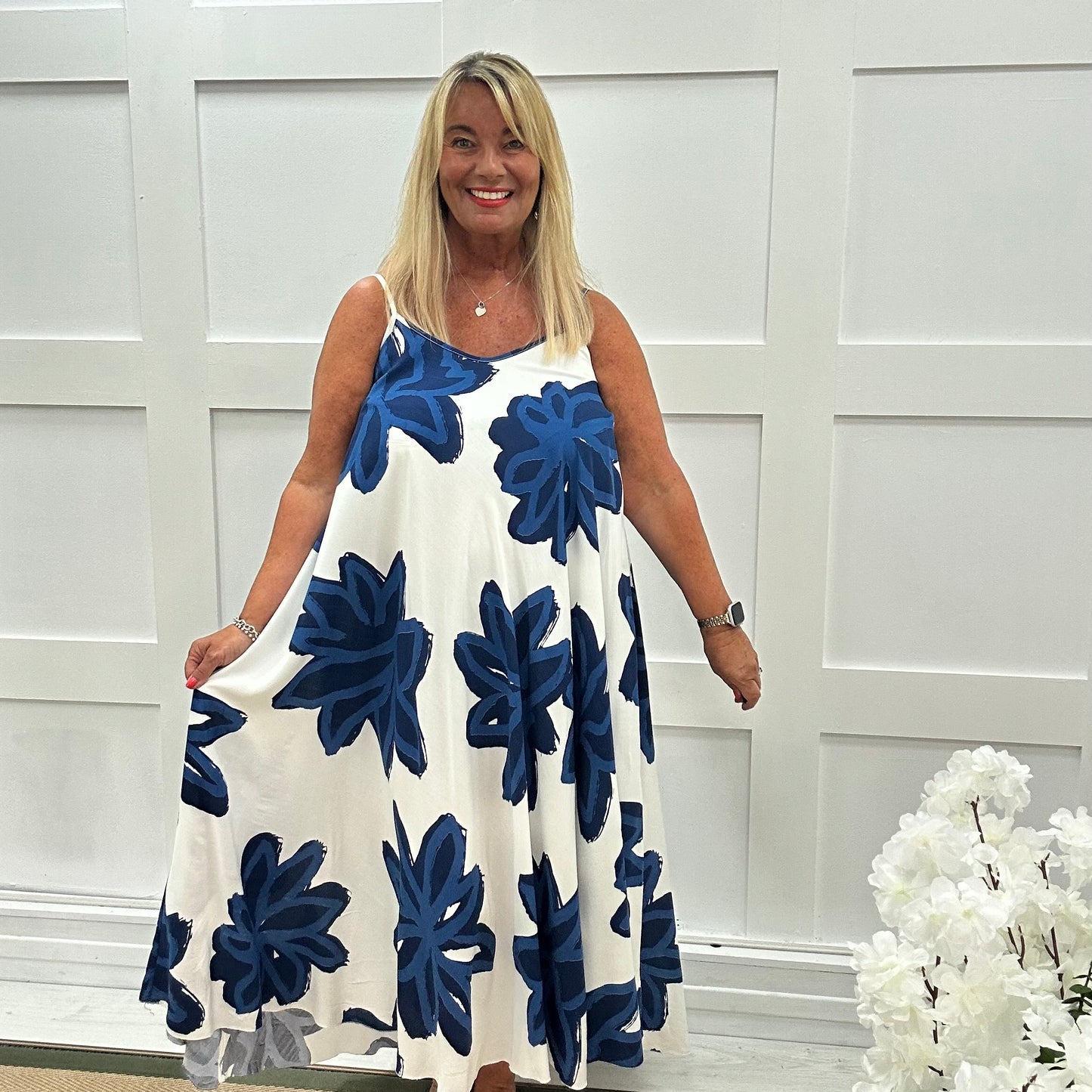 Helena: Blue big flower maxi dress. One size: 14-22