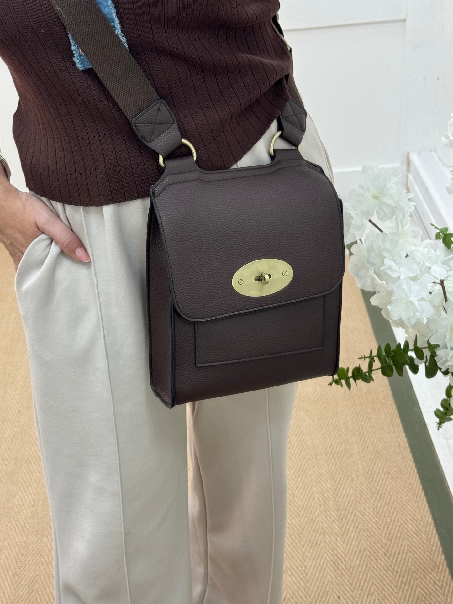 Sasha: Brown cross body satchel bag