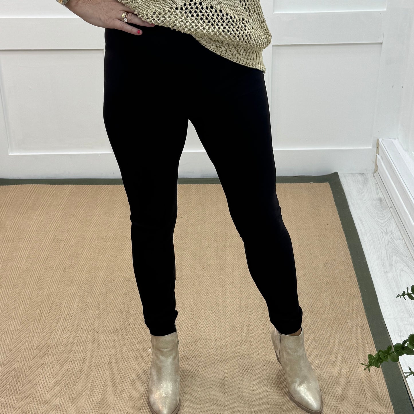 Lorie: Brown high waist leggings. One Size 12-20