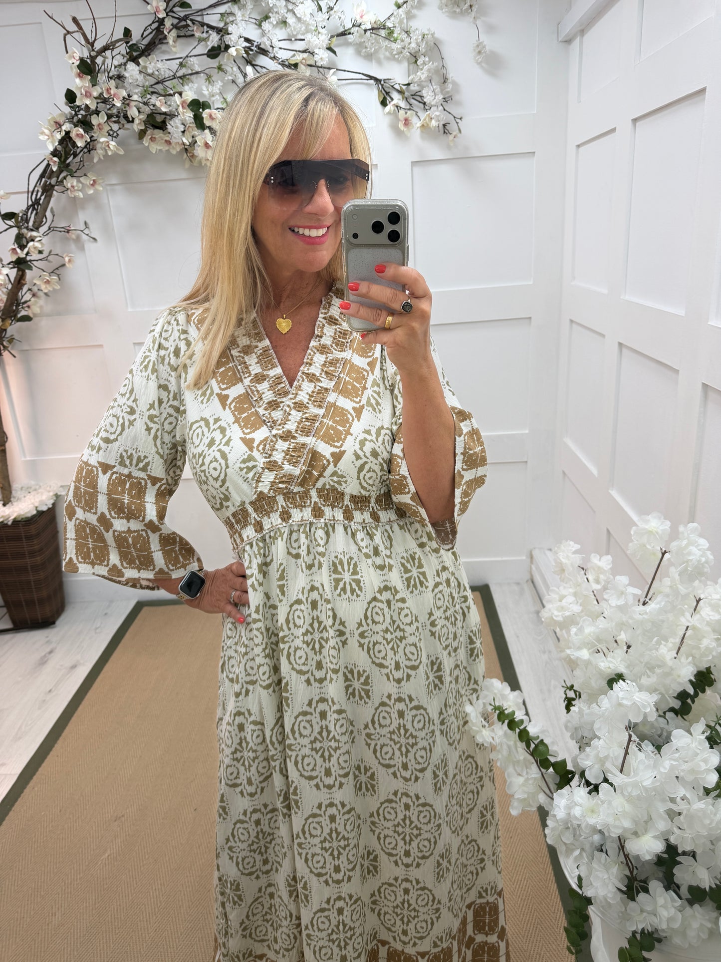 Esme: V neck printed stretchy maxi dress. One size: 14-18. 2 colours