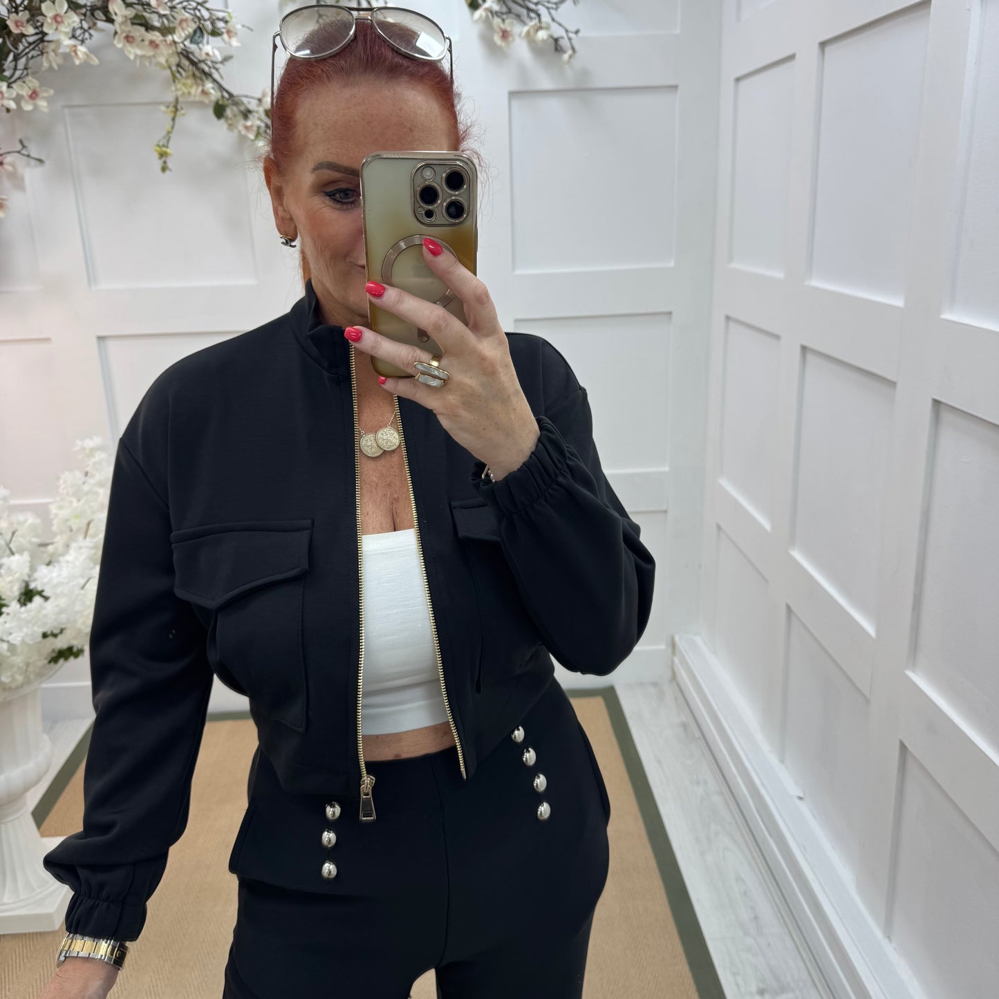 Bunty: Black stretchy short bomber jacket. One size: 8-16