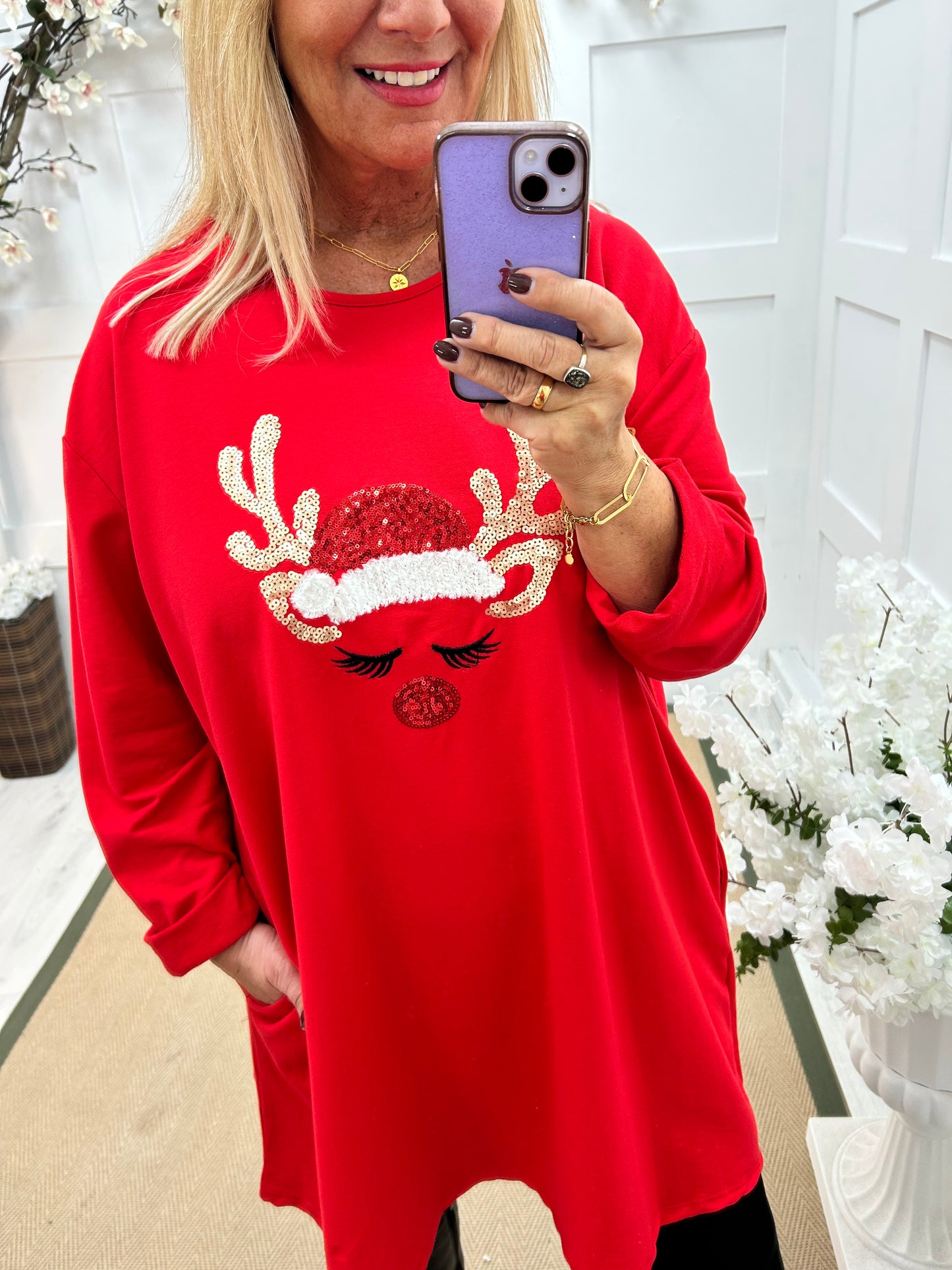 Vixen: Red reindeer oversized top. One size: 16-20