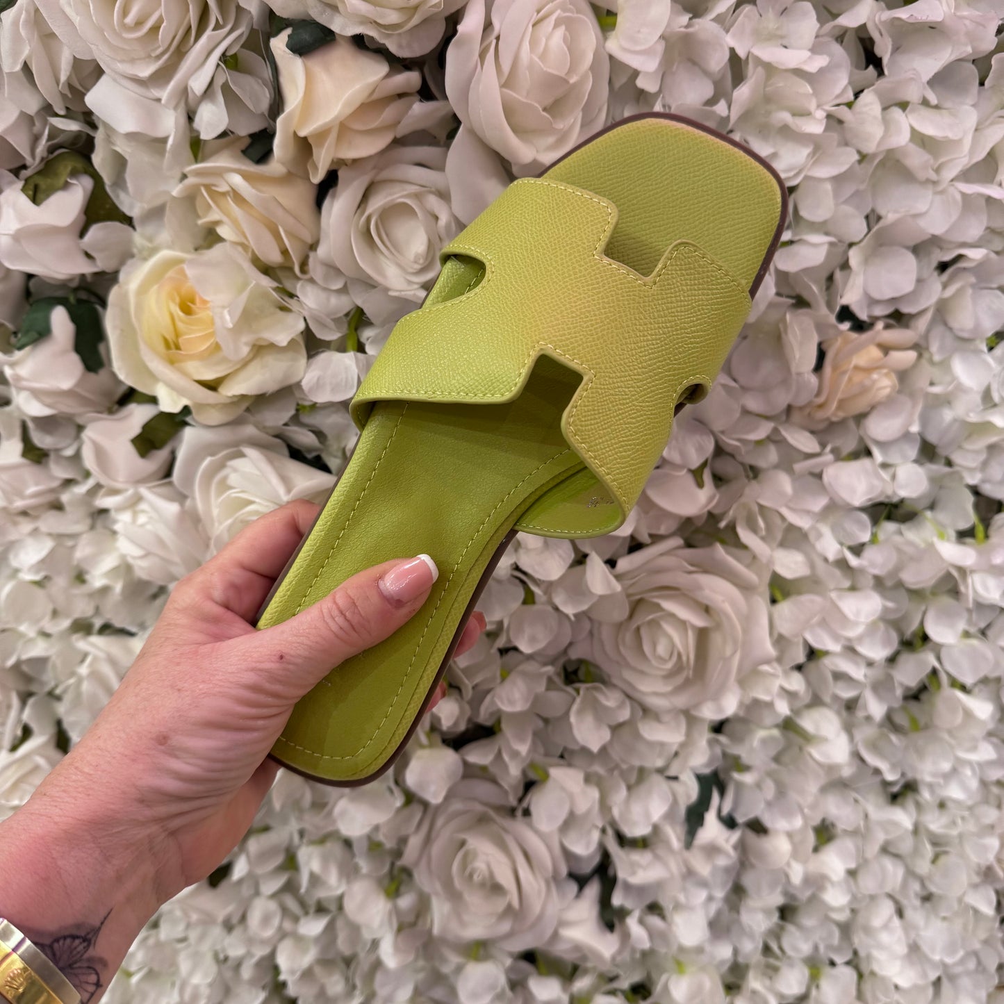 Heidi: Lime H style sliders. Sizes: 3-8