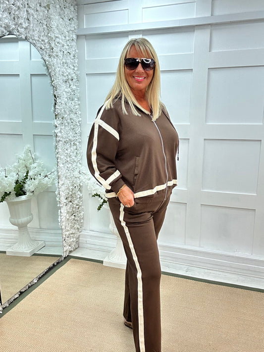 Myleene: Brown 2 piece loungewear set. One size: 12-16