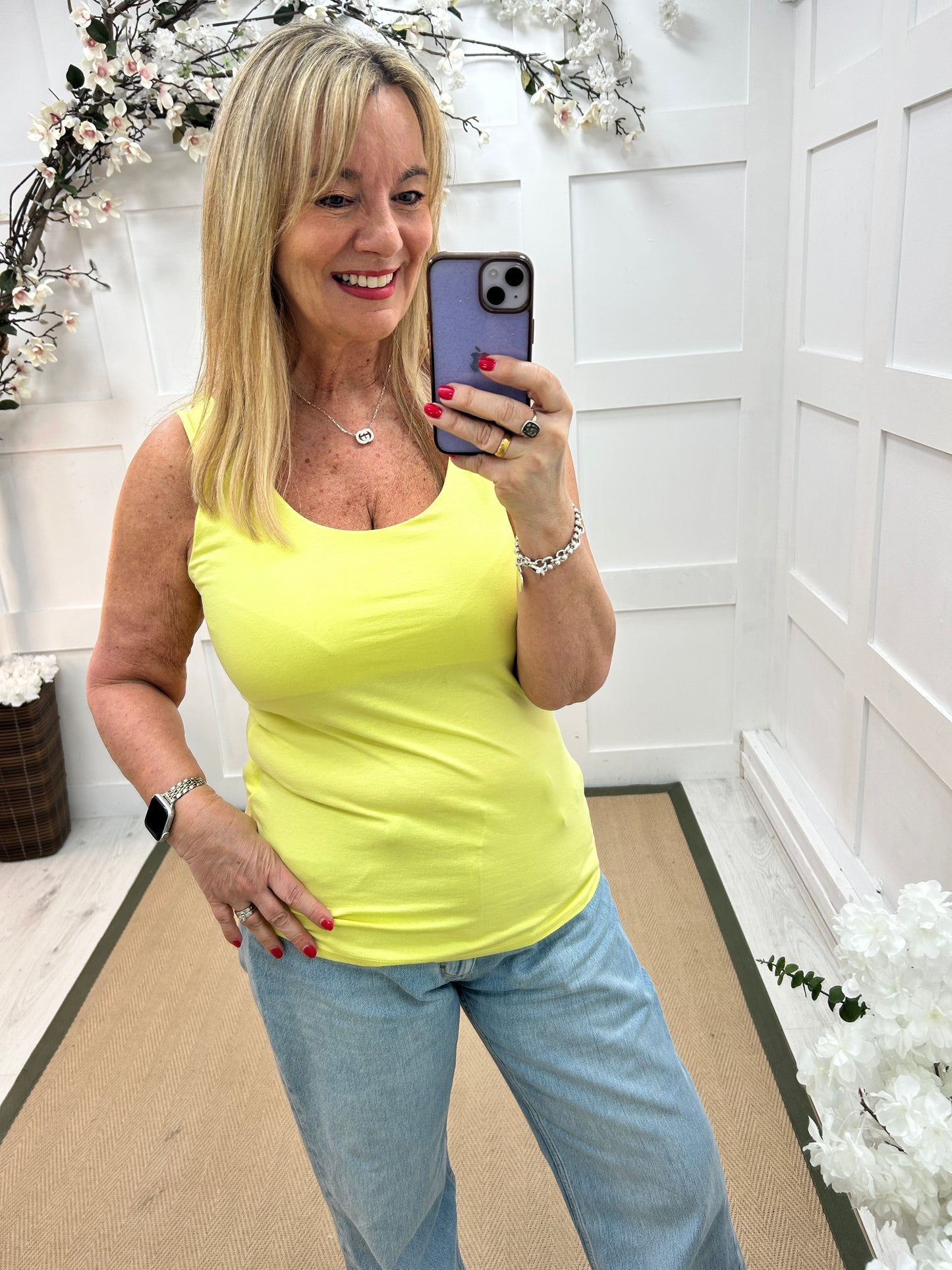 Abigail: Stretchy lemon basic vest top. 2 sizes