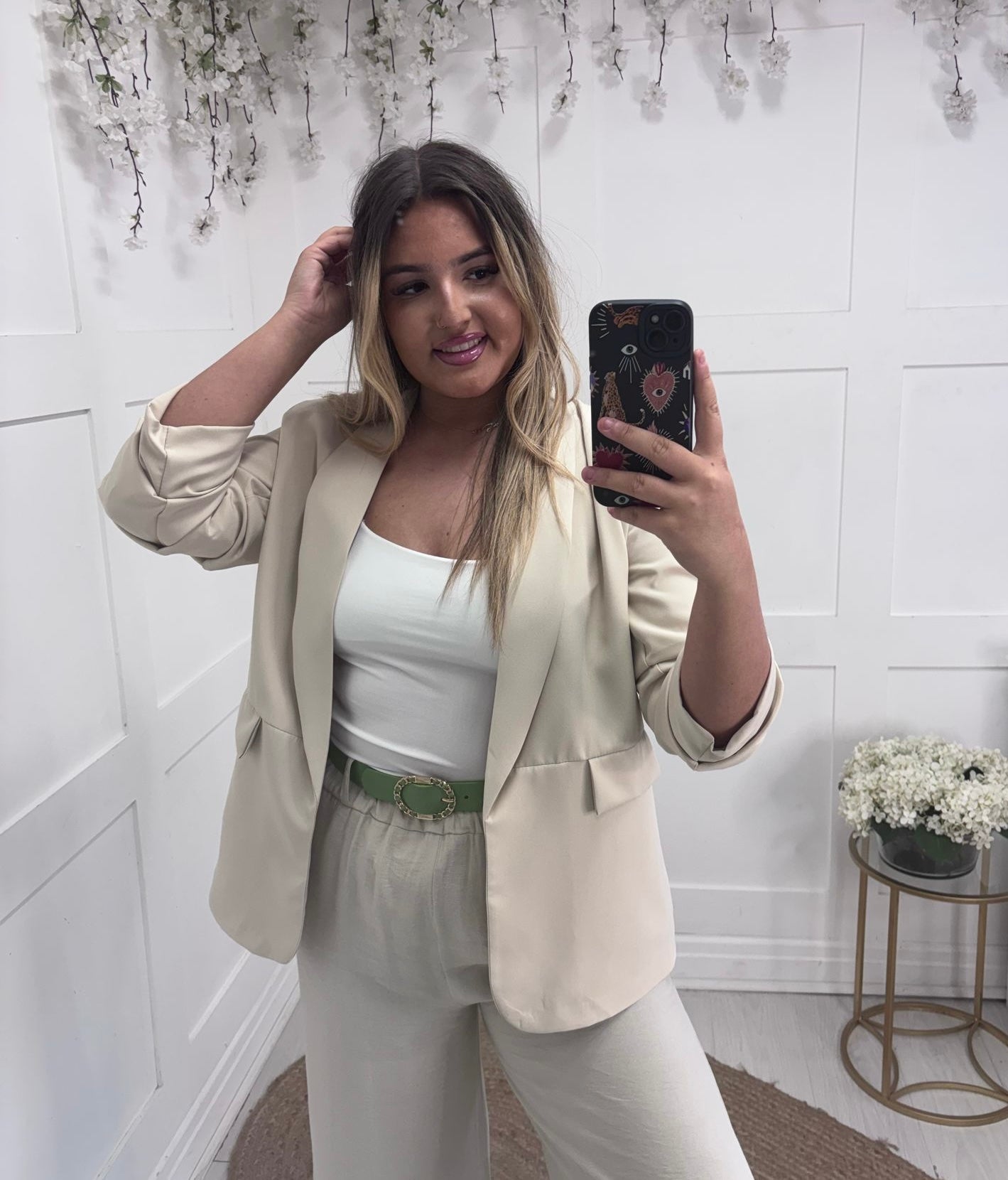 Jody: Cream ruched sleeve blazer. Sizes 10-18