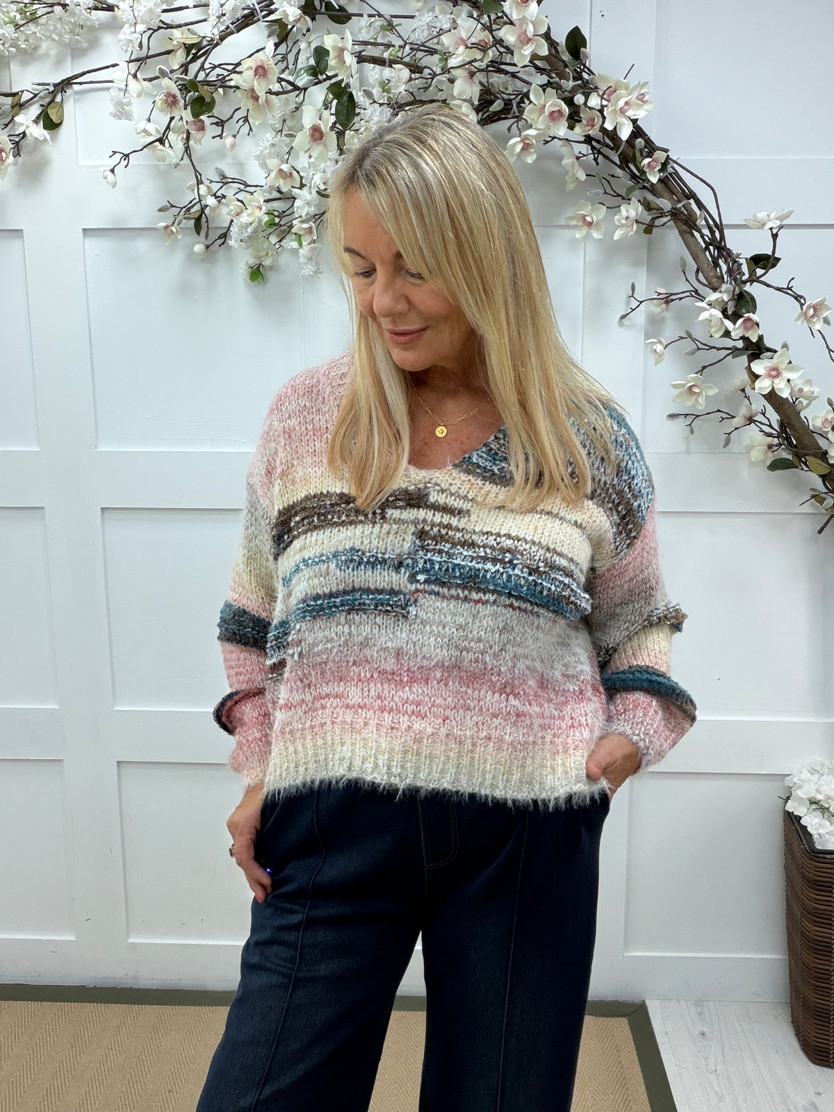Shyla: Multi stripe V neck jumper. One Sz: 12-18
