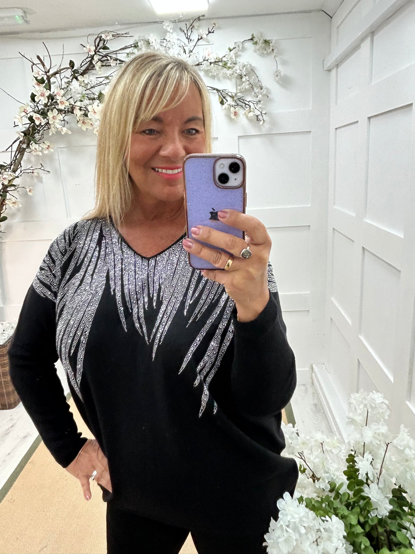 Coco: Black V neck diamanté long sleeve top. One size: 18-22