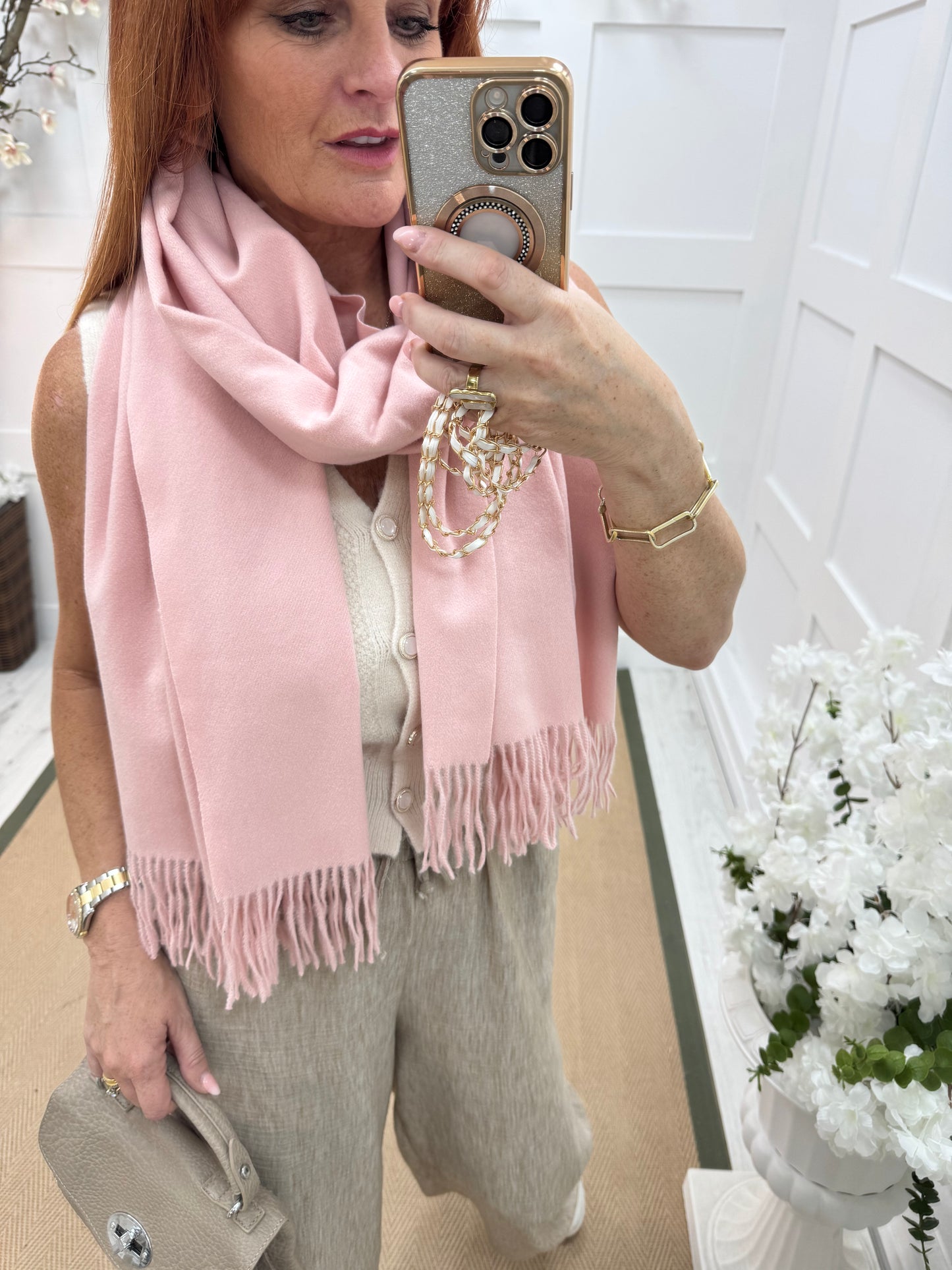 Indra: Plain pink soft feel tassel scarf