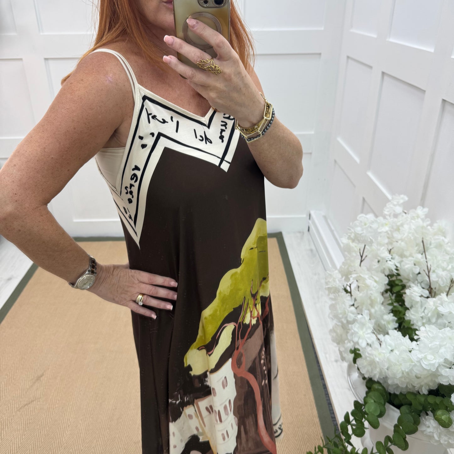 Ariana: Brown Amalfi print maxi dress. One size: 12-16