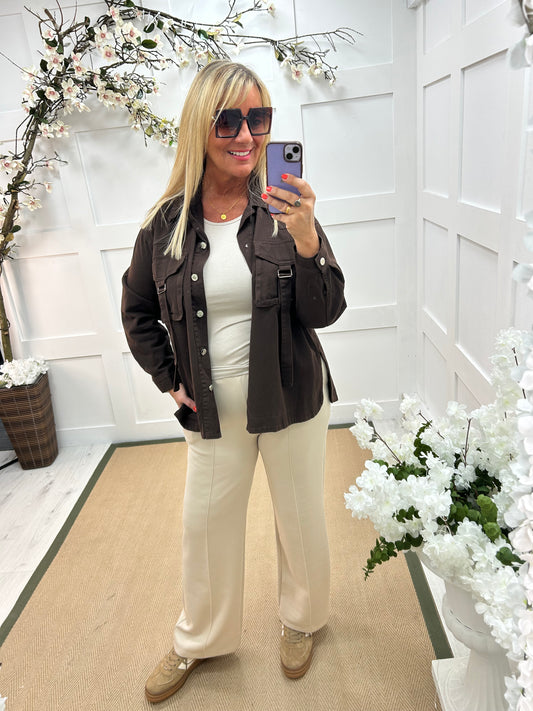 Jennie: Brown short shacket top. One size: 12-18