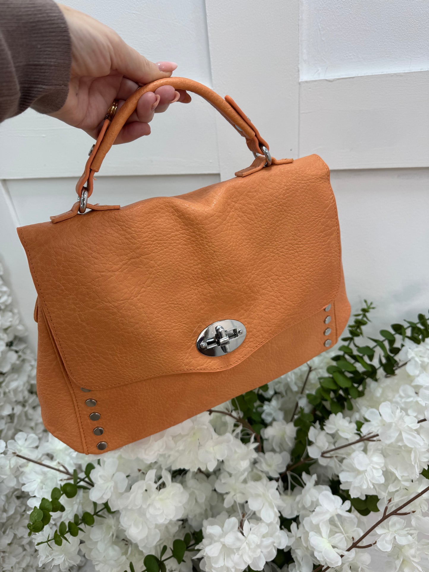 Flora: Large orange studded grab bag