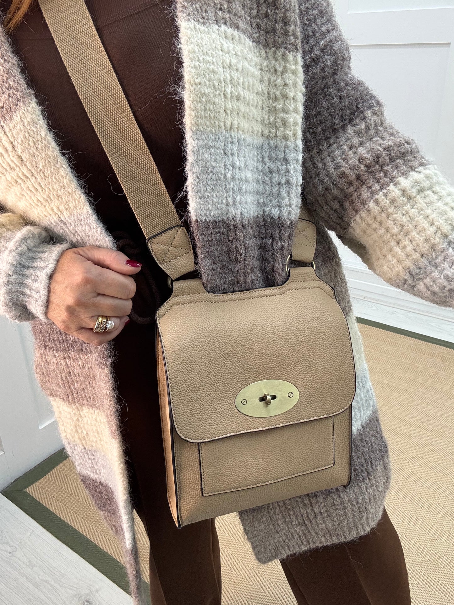 Sasha: Sand cross body satchel bag