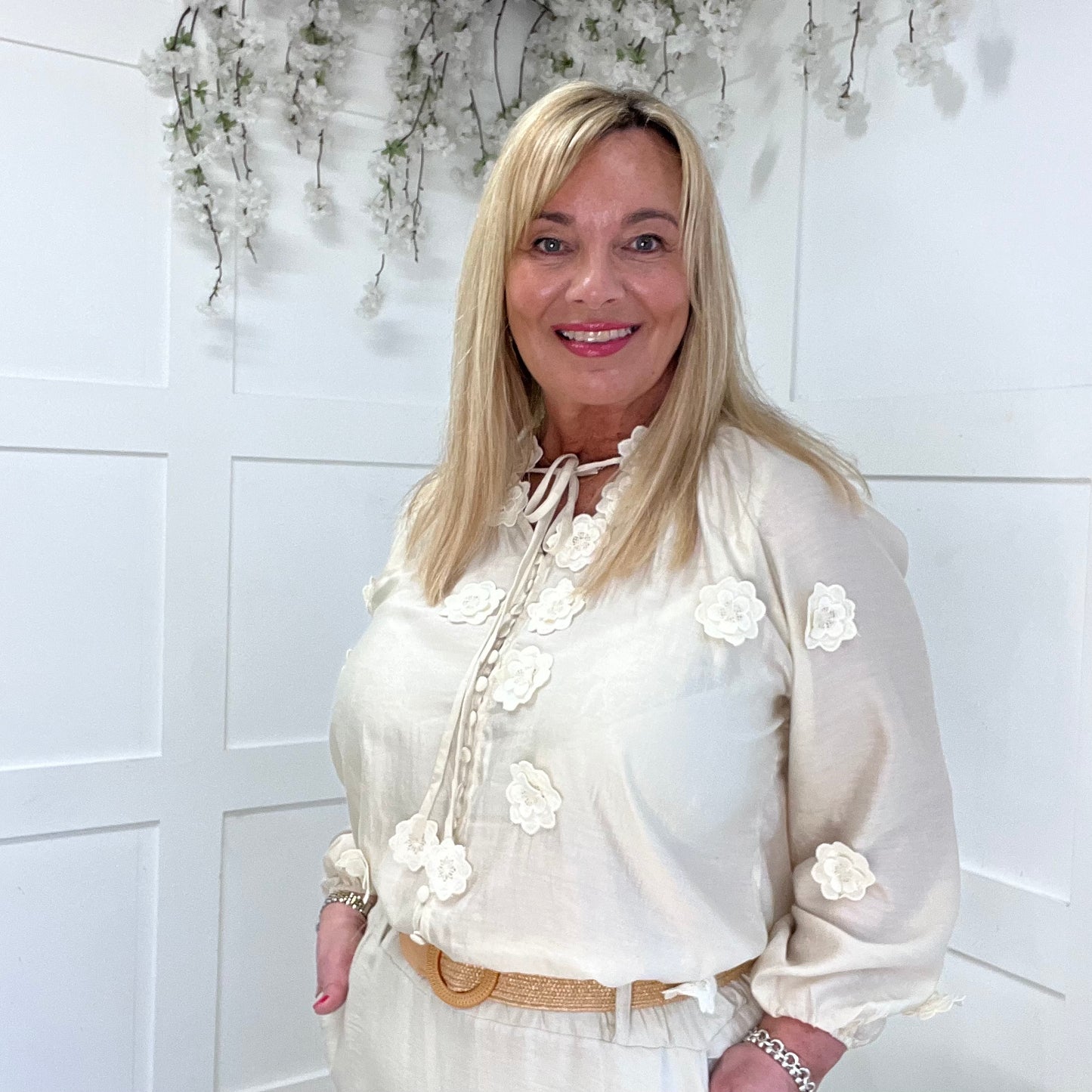 Nicole: Cream silky 3D floral top. One size: 10-16/18