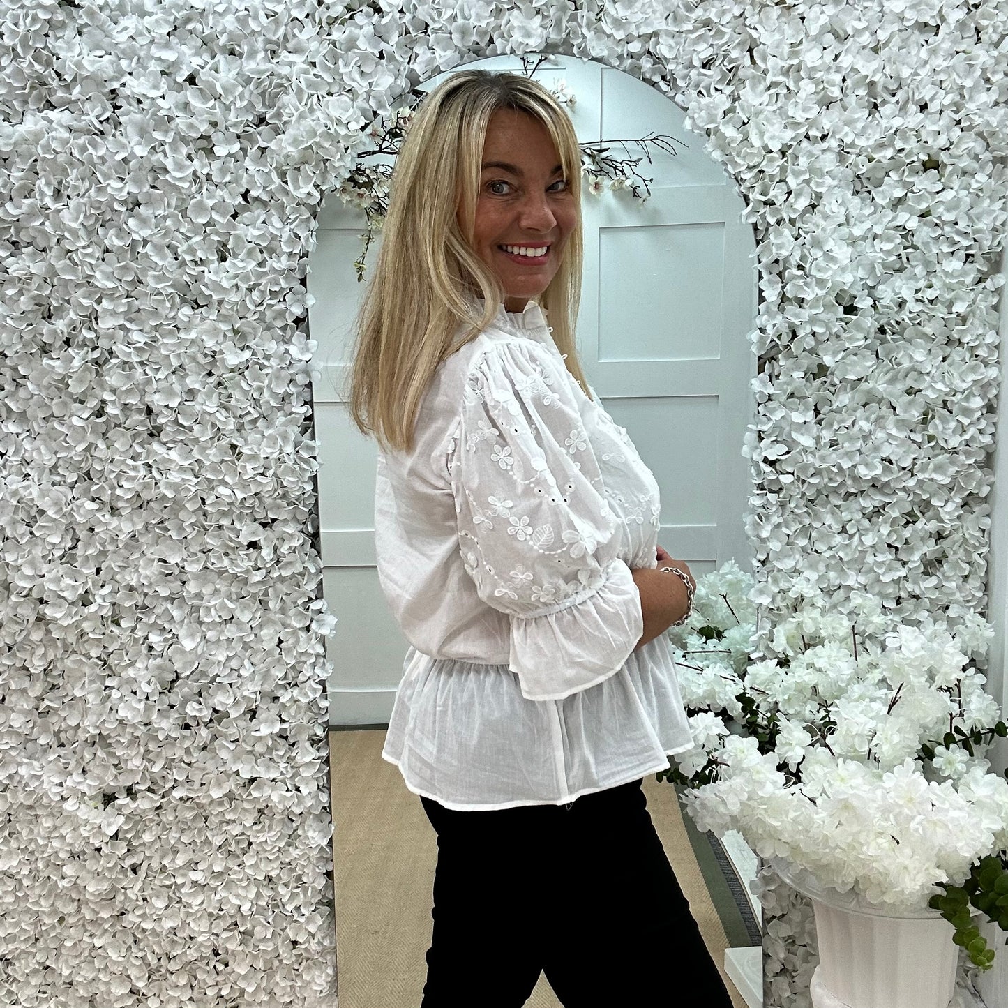 Joanie: White cotton embroidered shirt. One size: 12-18