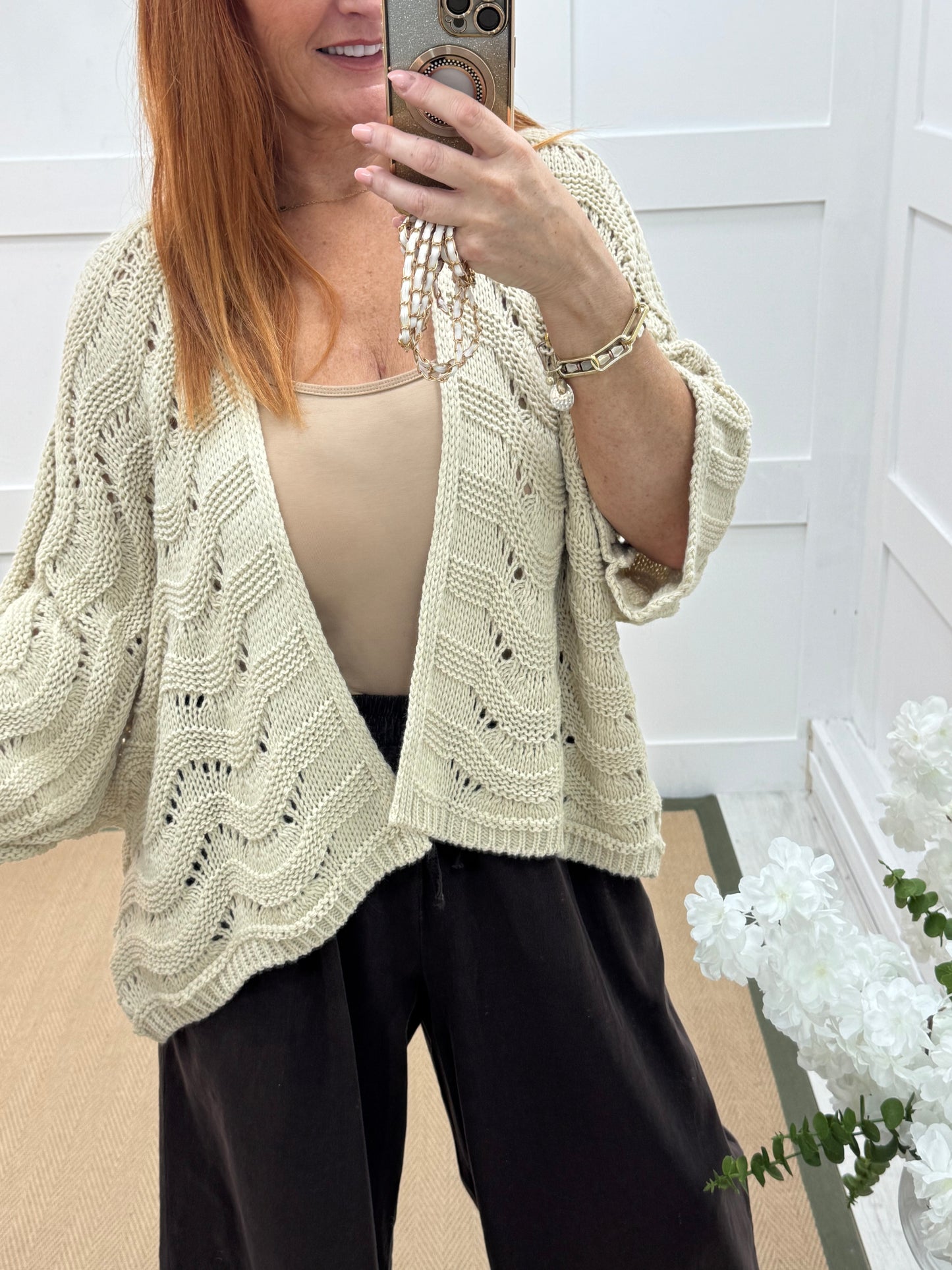 Vicky: Cream knitted batwing cardigan. One size: 10-20