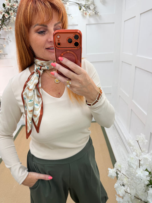 Viki: V neck ribbed long sleeve top. One size: 10-14. 3 colours