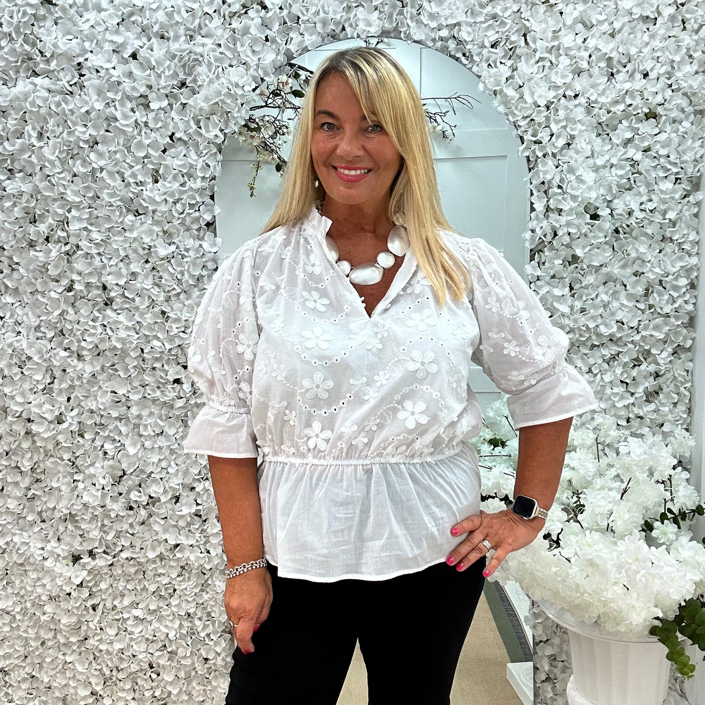 Joanie: White cotton embroidered shirt. One size: 12-18