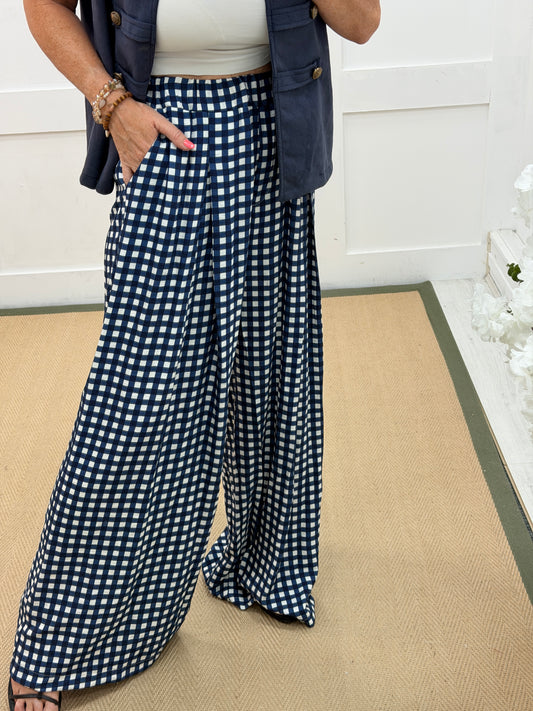Cheri: Check wide leg patterned trousers. One size: 10-16. 2 colours