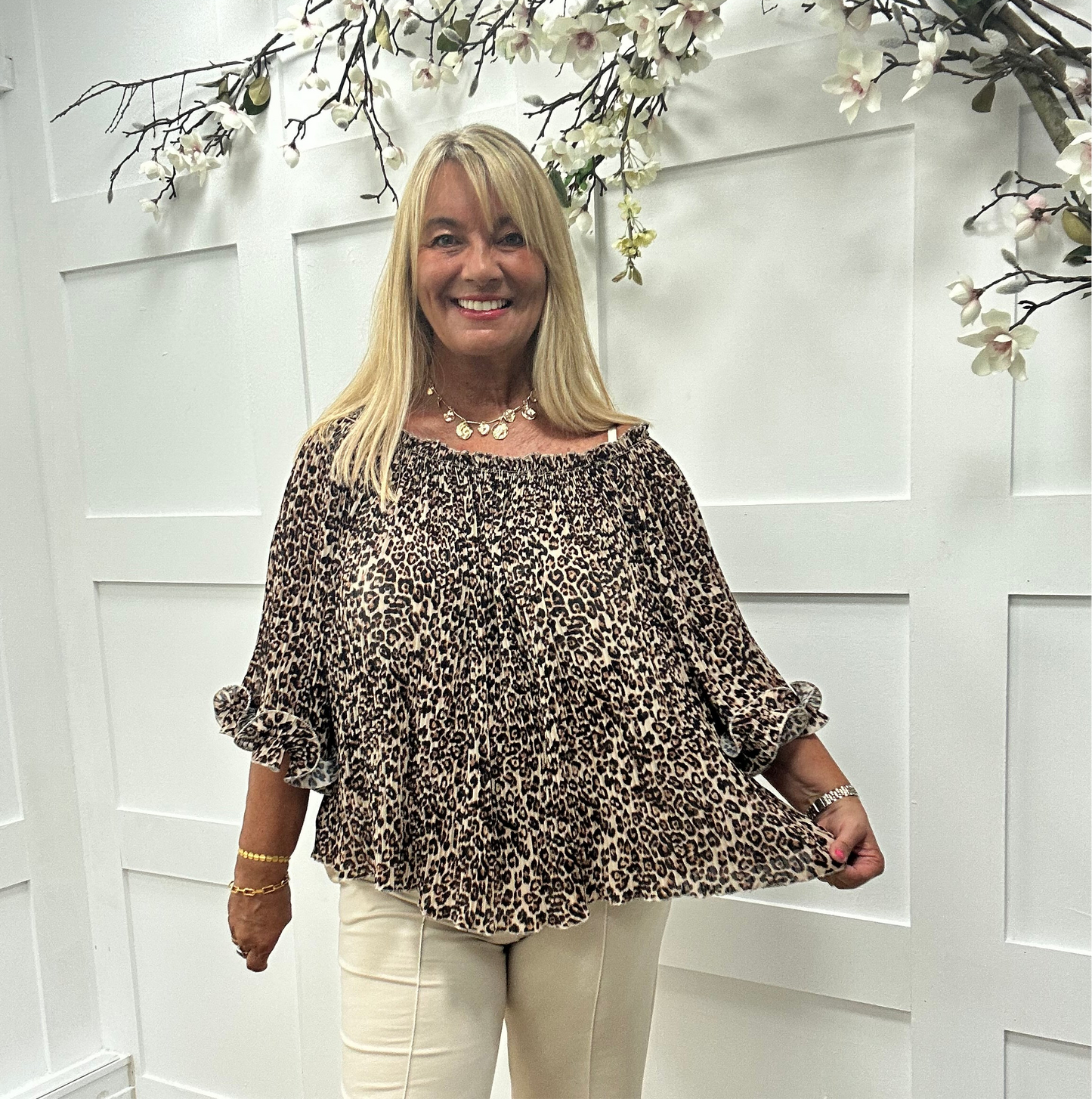 Paloma: Leopard print pleated top. One size: 12-24