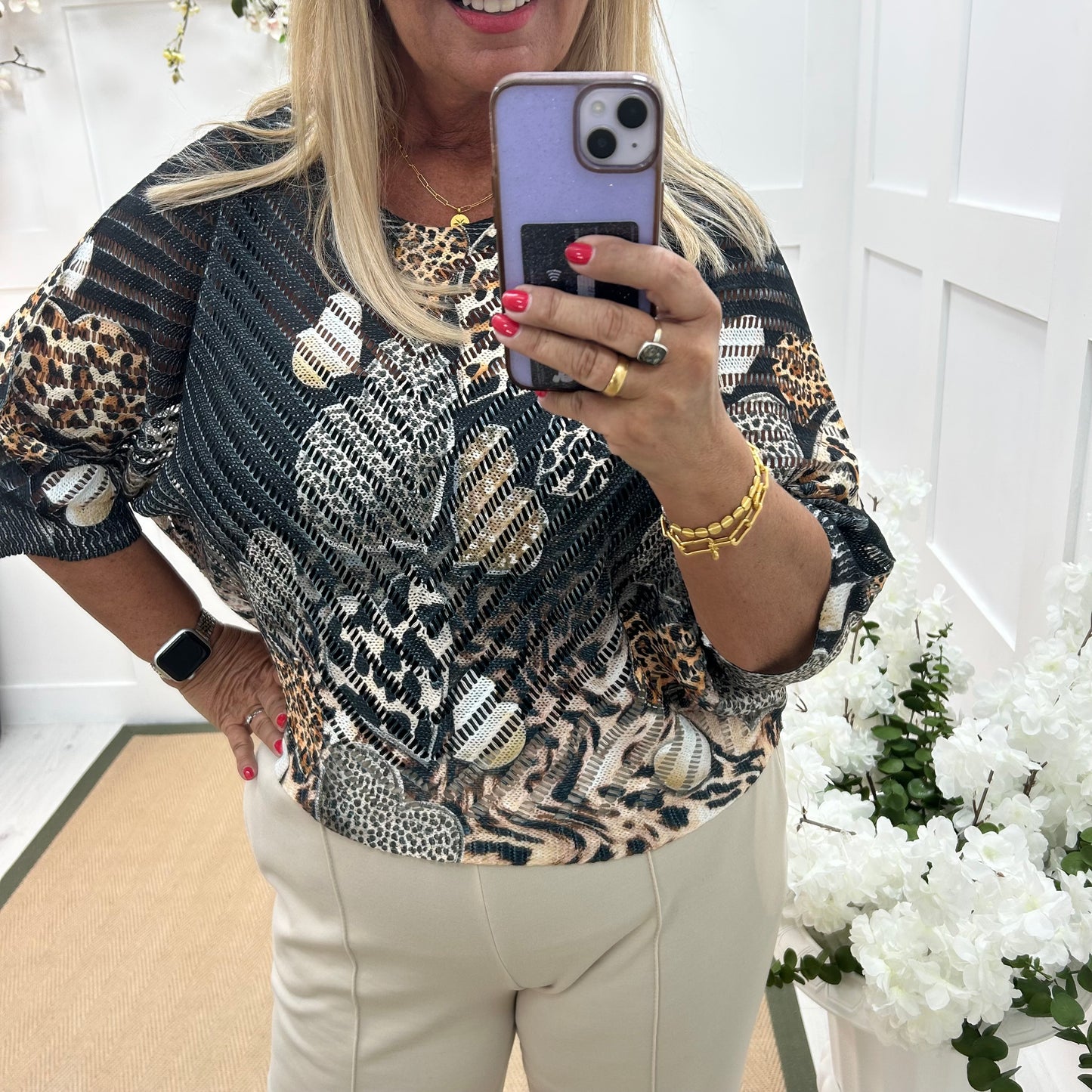 Luna: Black leopard print heart V neck top. One size: 12-18