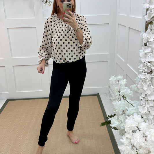 Lorie: Black stretchy high waist leggings. One Size 12-20