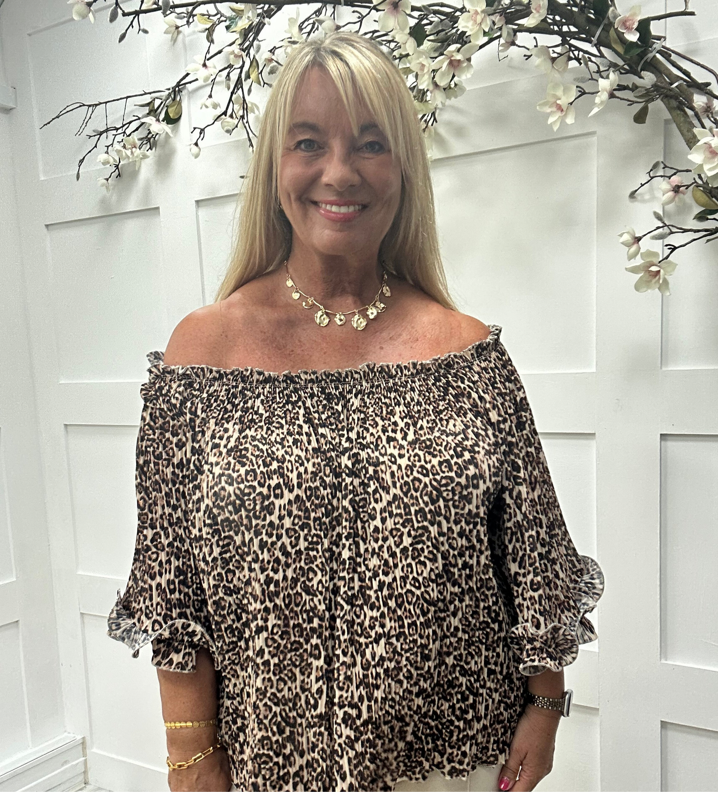 Paloma: Leopard print pleated top. One size: 12-24