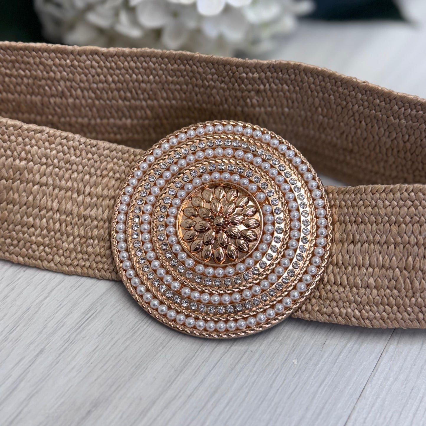 Perla: Beige round gold buckle wide belt. One size: 8-18