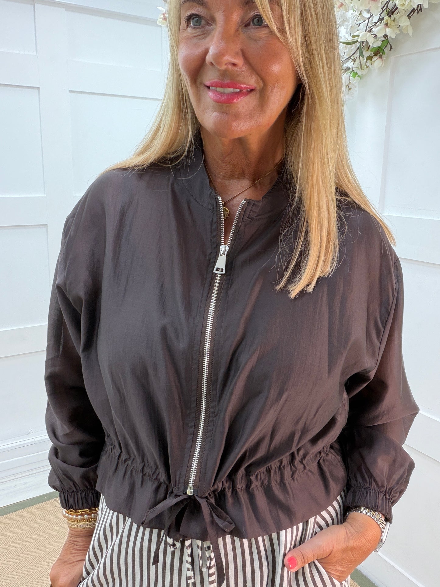 Brooke: Silky bomber jacket. One size: 10-16. 2 colours