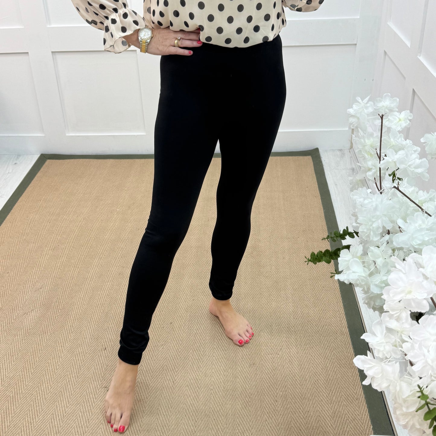 Lorie: Black stretchy high waist leggings. One Size 12-20