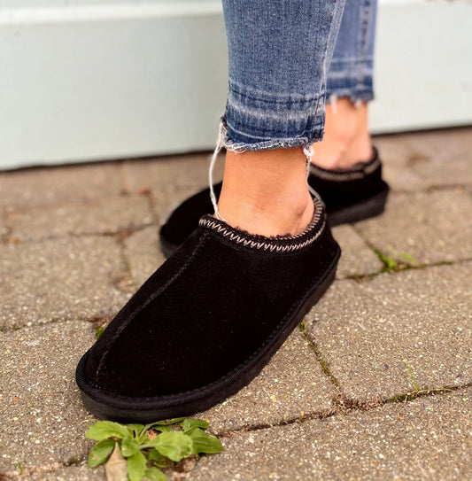 Tara: Black embroidered mule slippers. Sizes: 3-8