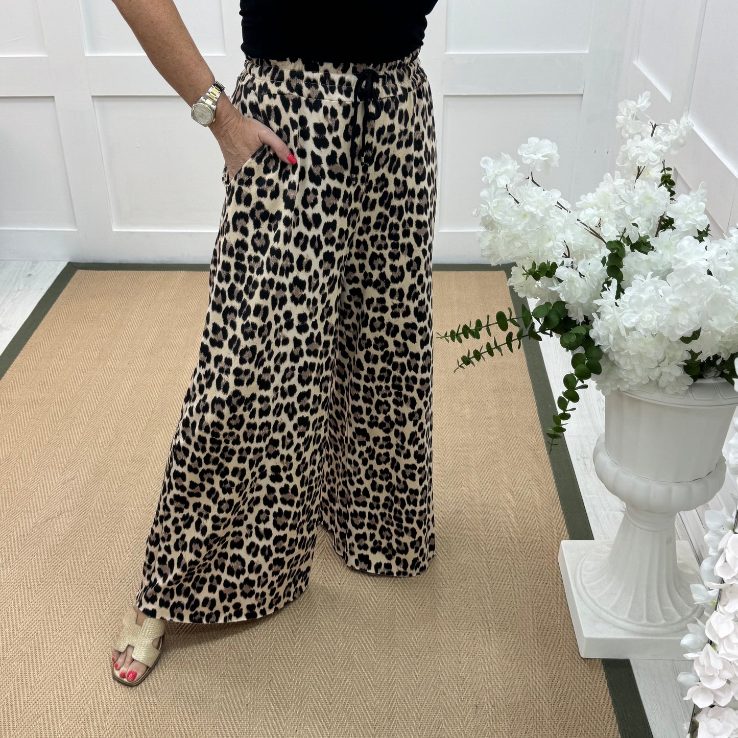 Paige: Leopard print wide leg trousers. One Sz: 10-16