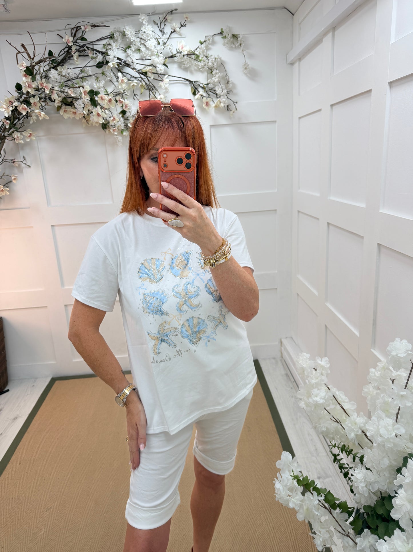 Skye: White diamanté seashell T shirt. One size: 12-18. 3 colours