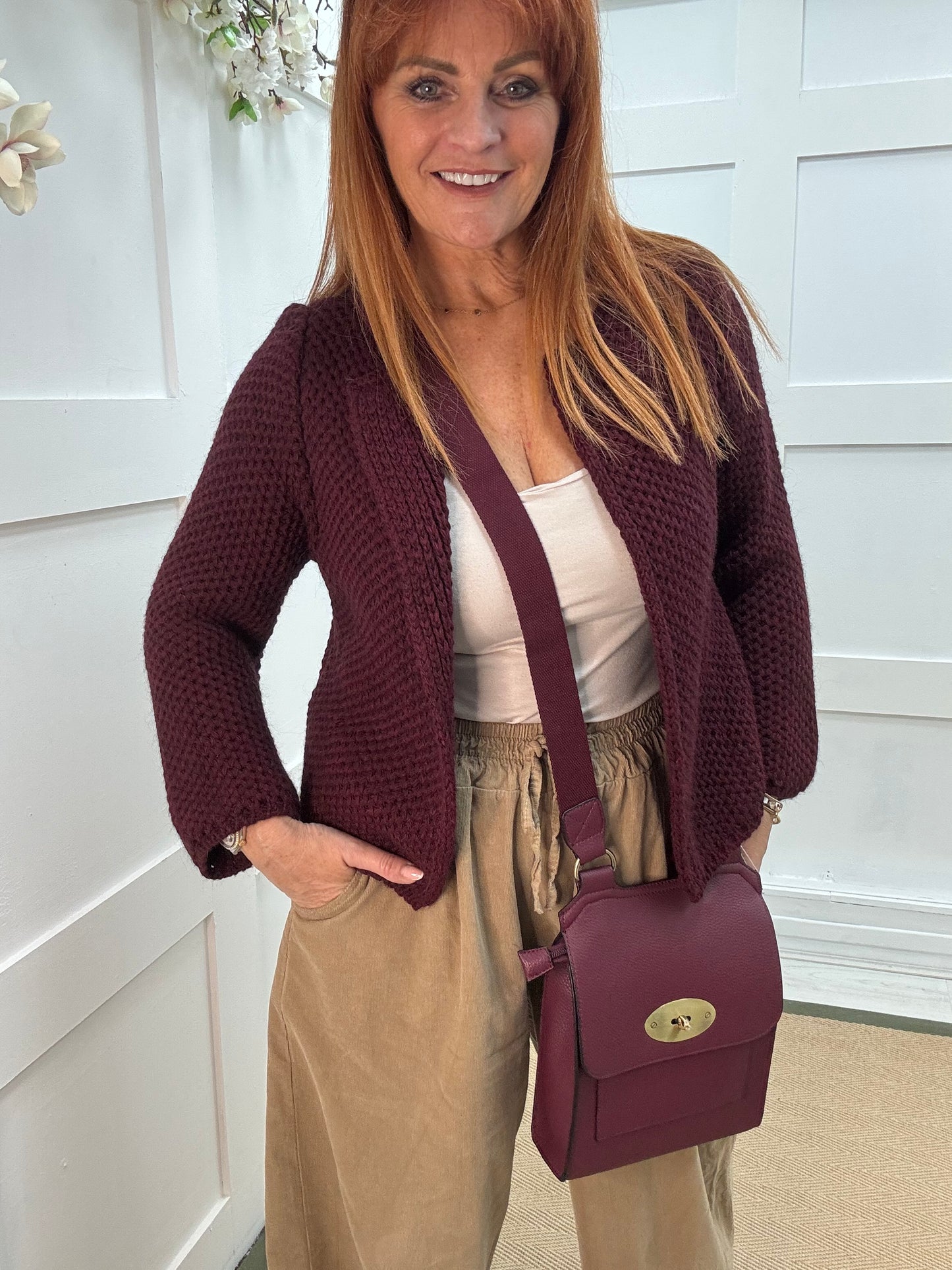 Skye: Burgundy knitted boxcut cardigan. One size: 10-18