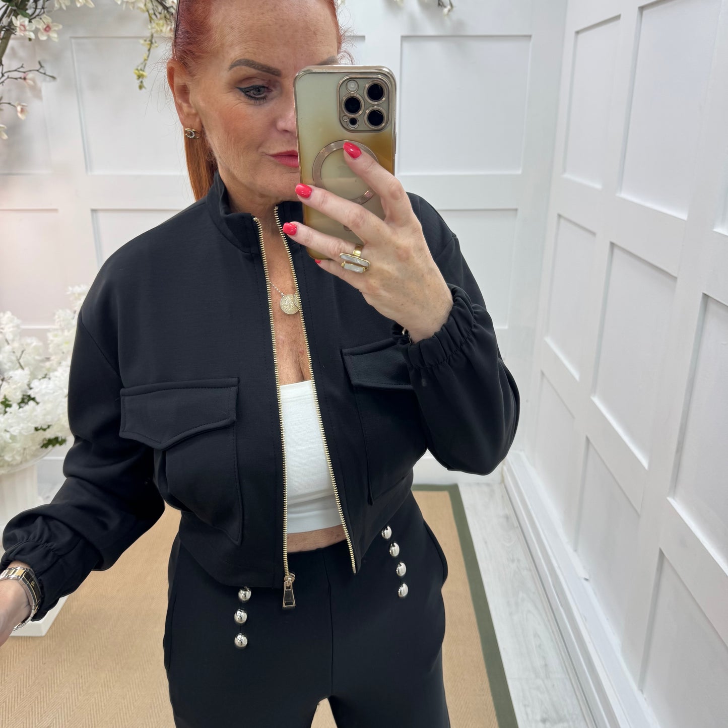 Bunty: Black stretchy short bomber jacket. One size: 8-16
