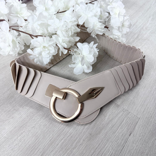 Rina: Stretchy belt with large buckle. One Size 10-18
