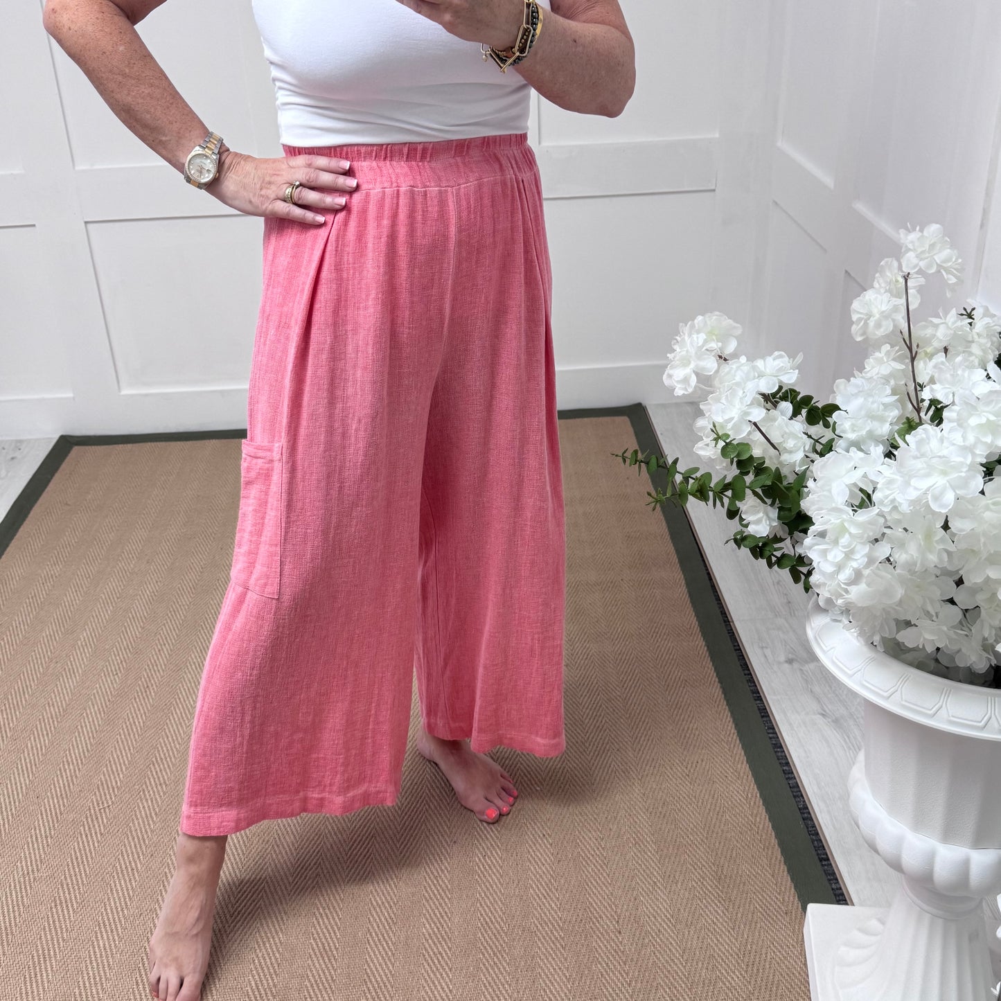 Pixi: Coral hop sack 3/4 trousers. One size: 10-18