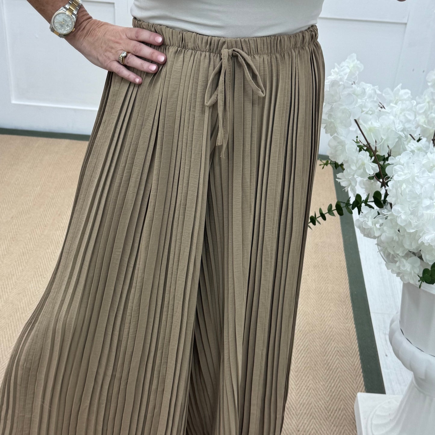 Payton: Sand pleated wide leg trousers. One size: 12-22/24
