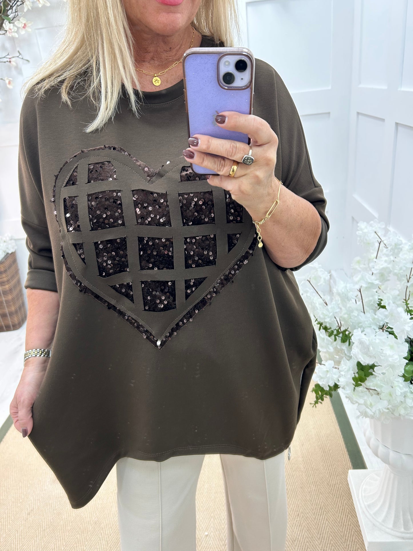 Hattie: Brown oversized sequin heart sweater. One size: 18-24