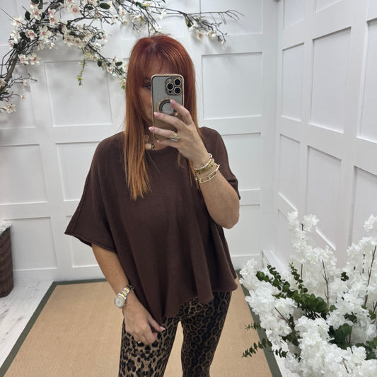 Carys: Brown short knitted top. One size: 12-18/20