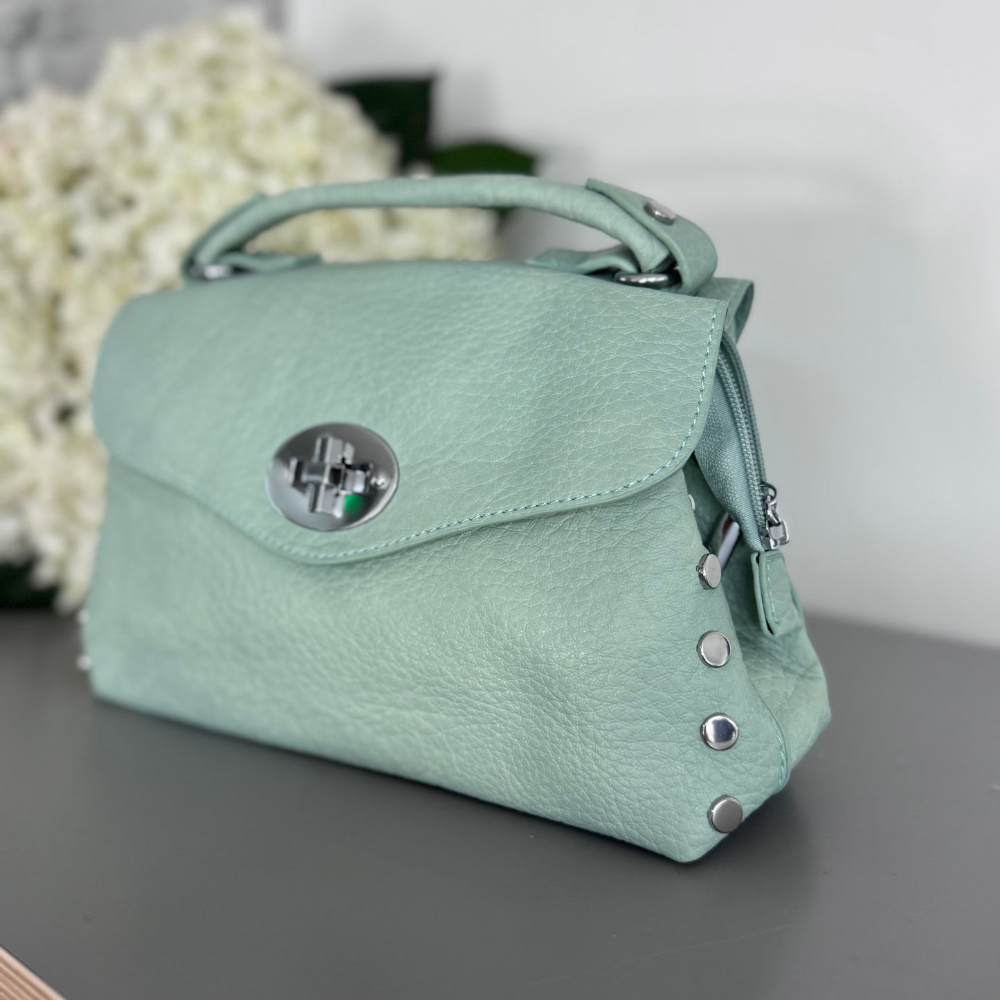 Fauna: Small mint studded grab bag