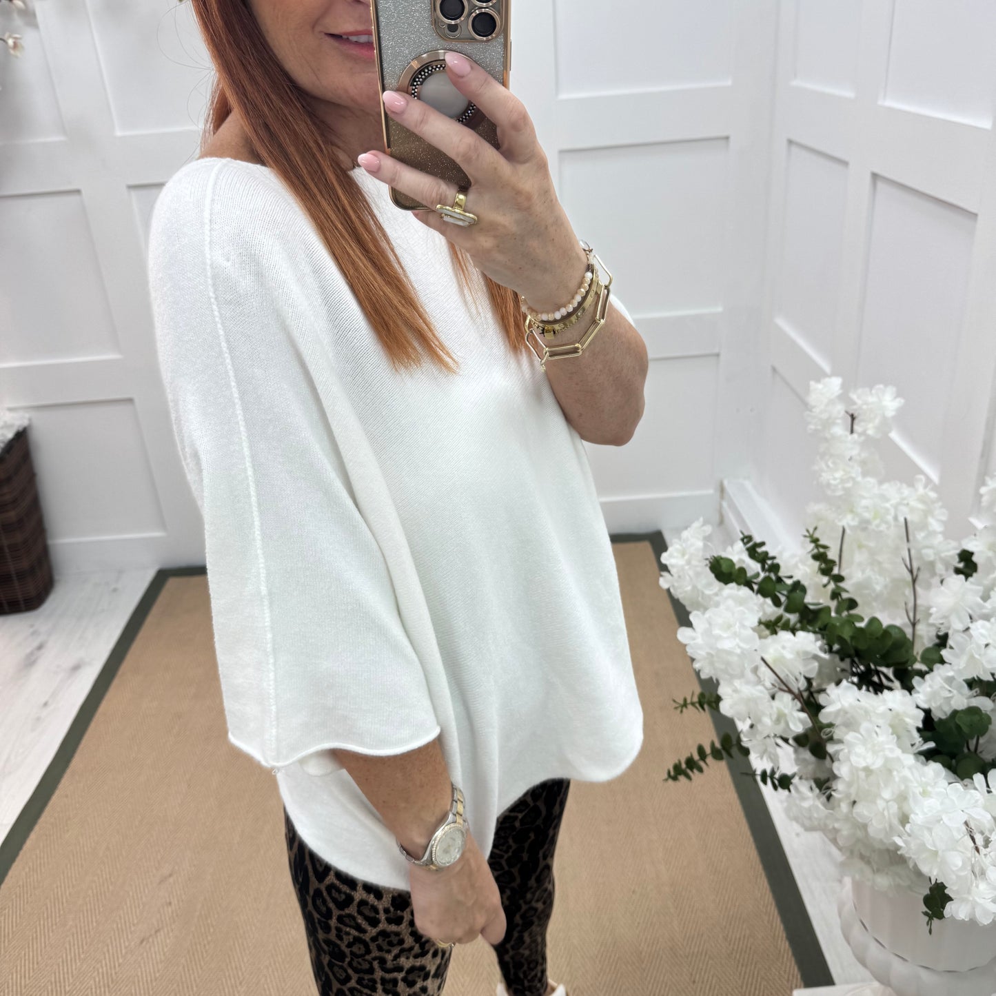 Carys: Winter white short knitted top. One size: 12-18