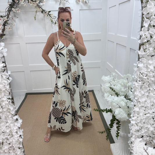 Enya: Cream pineapple print maxi dress. One size: 10-14