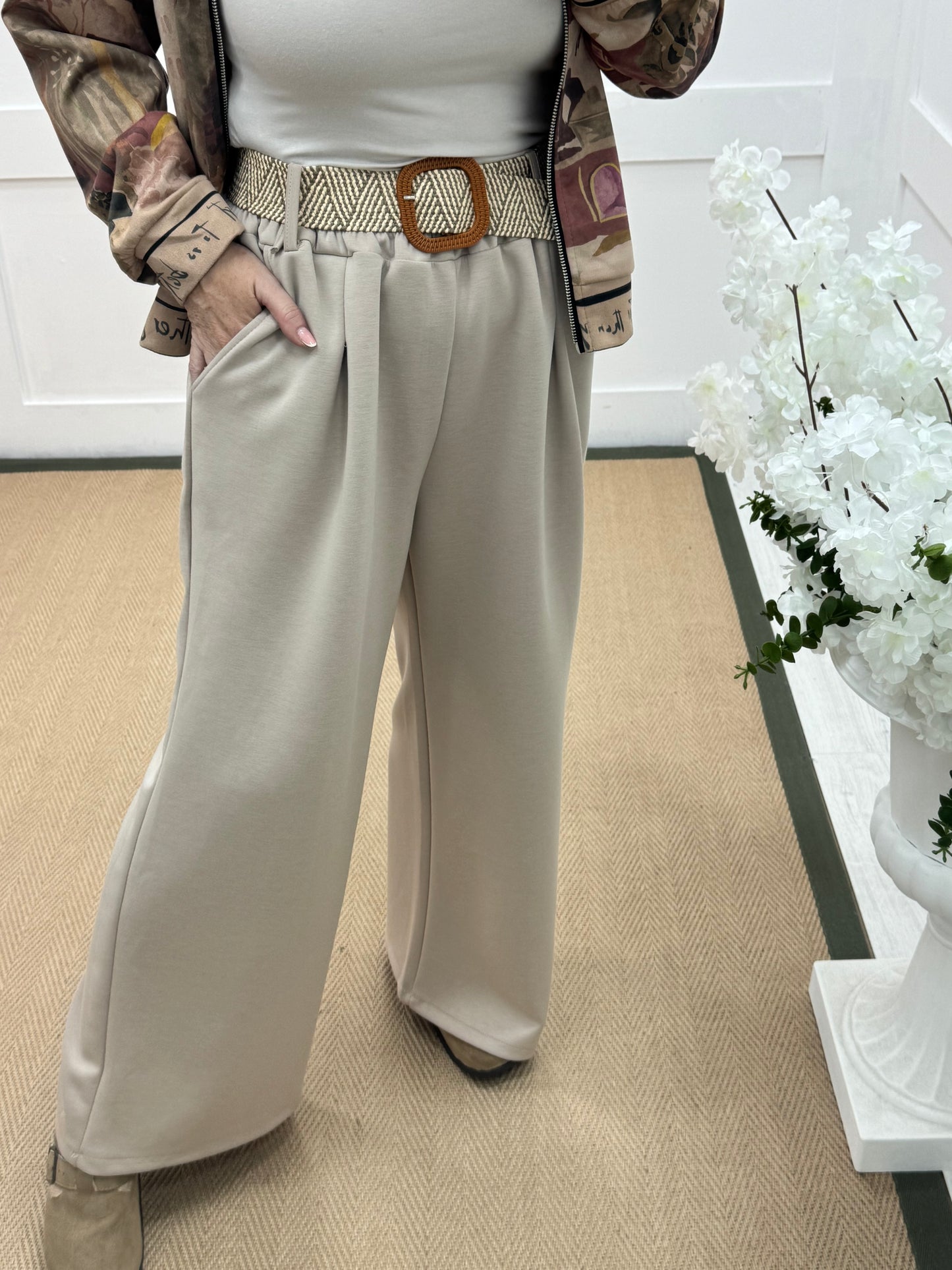 Ellis: Cream stretchy wide leg belted trousers One Size: 14-20